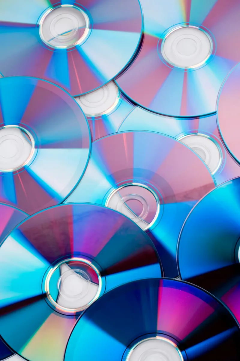What to do with your old CDs, DVDs, and games in Panama: Donate them and give them a second life