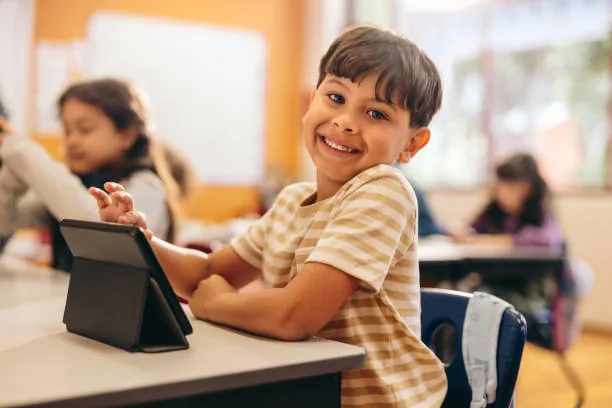 Where to Donate Graphic Design Equipment in Panama: Transform Talent with Crezendo