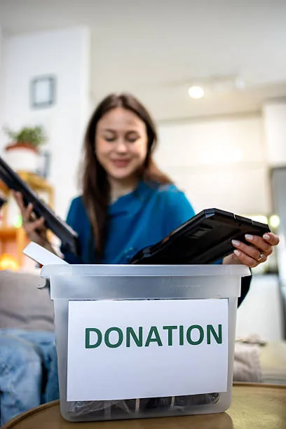 Where to Donate Streaming Equipment in Panama: Boost Tech Education with Crezendo