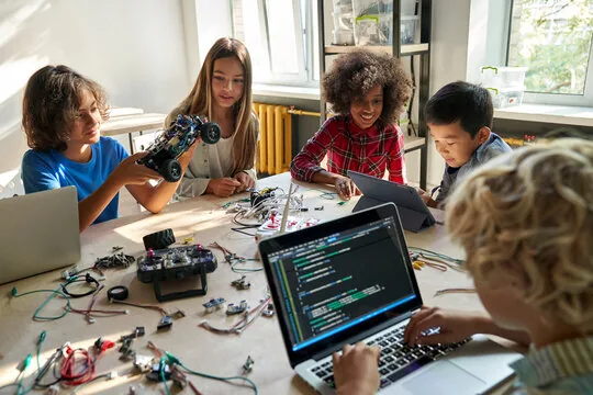 Update: Where to Donate Retro Consoles and Computers (ZX Spectrum, Amiga, Commodore, MSX) in Panama: Boost Education with Crezendo